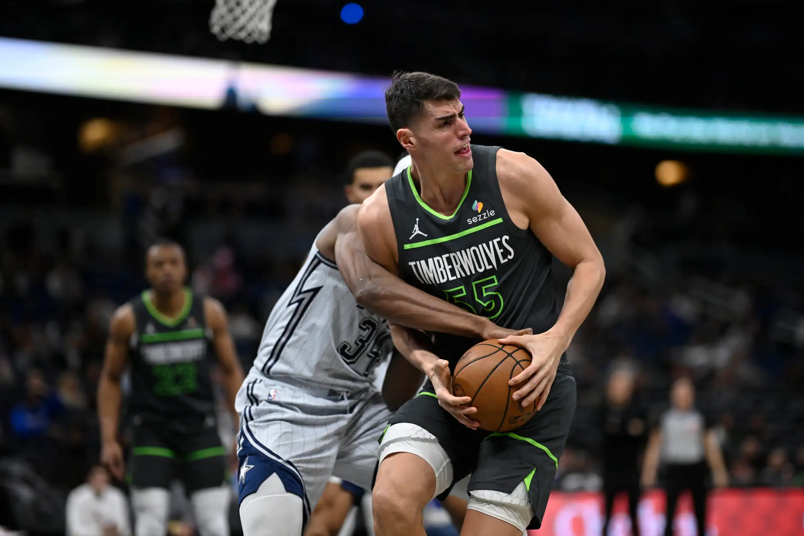 從板凳到主力樣板故事：Naz Reid 如何啟發 Luka Garza 抓住塞爾提克的契機